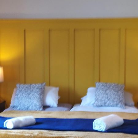 Westhouse Cafe N39 E0A6 Bed and Breakfast Longford Buitenkant foto